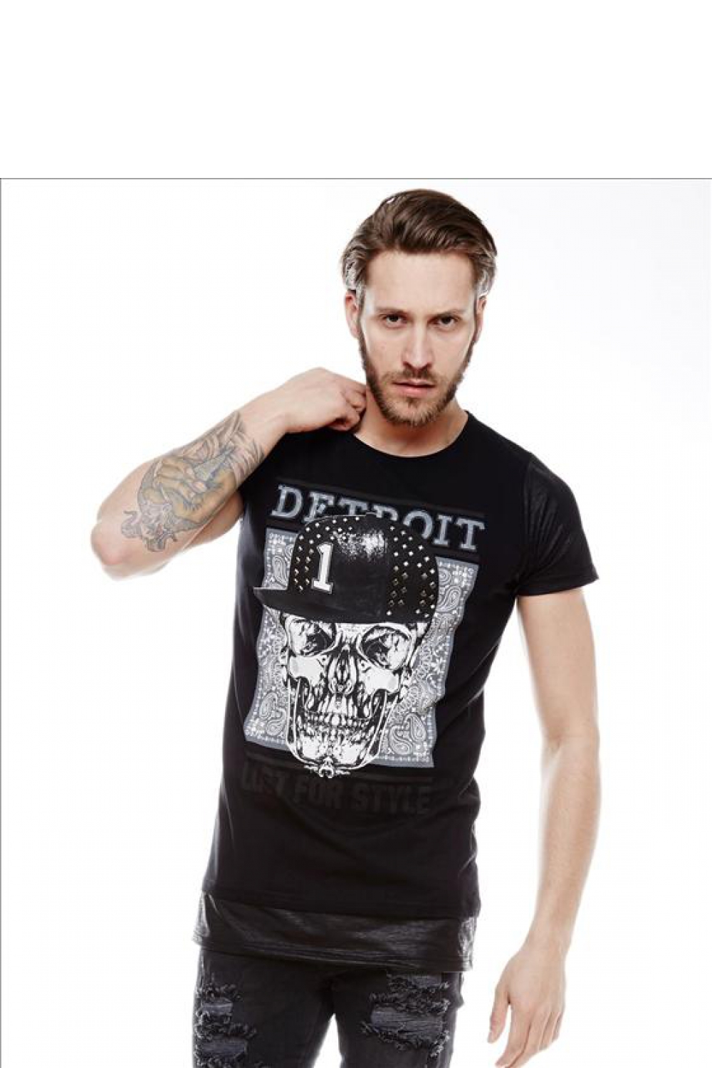 Tshirt Męski Model 17168 Black - YourNewStyle – vue 2
