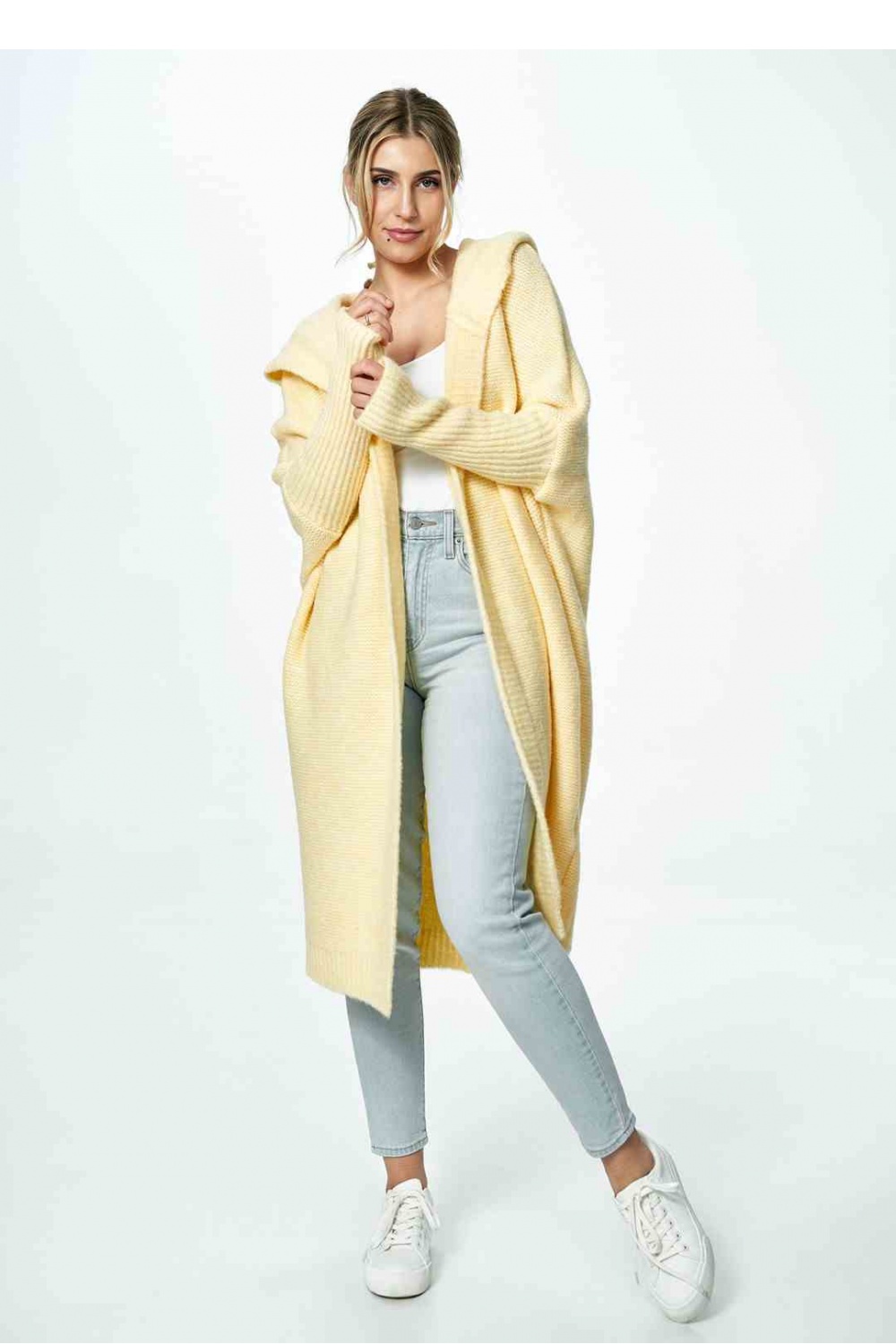 Yellow Cardigan Sweater Model M901 - Figl