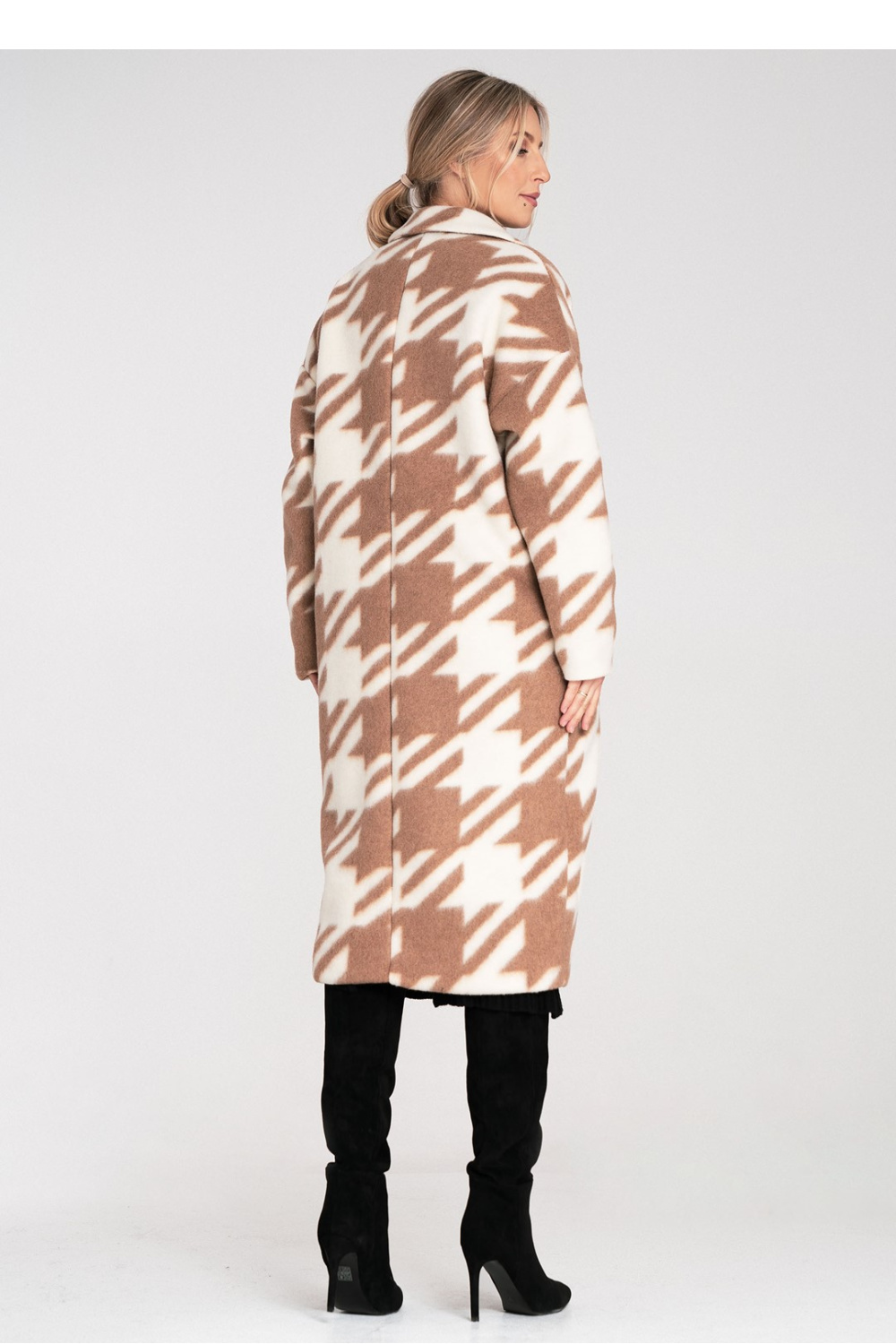 Women’s Coat Model M1112 Beige - Figl