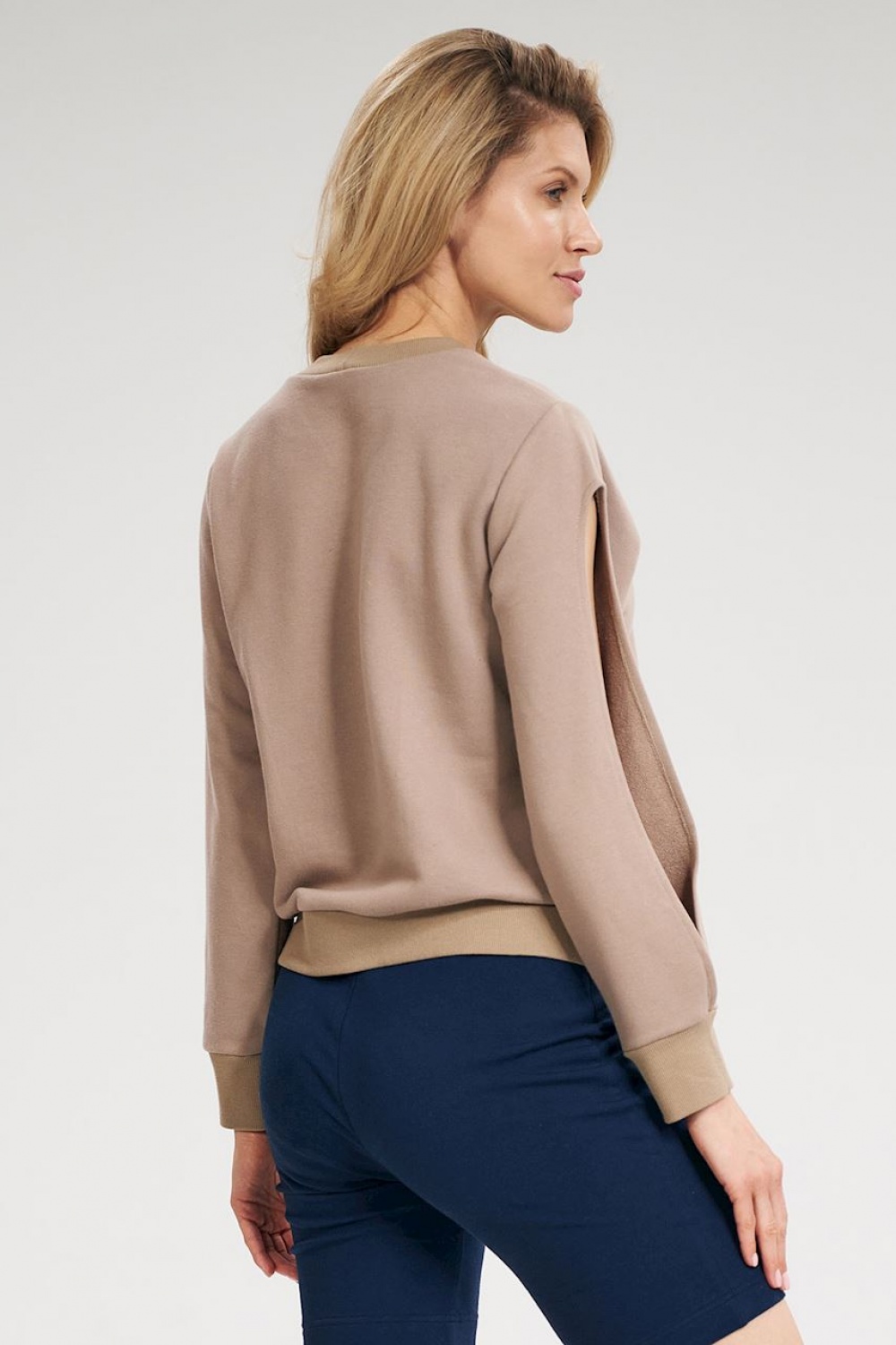 Women’s Sweatshirt Model M803 Beige - Figl – vista 2