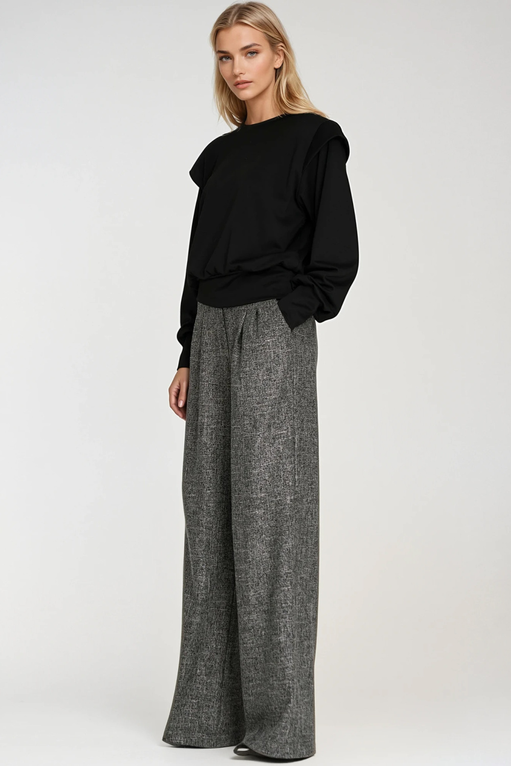 Sweatshirt with high ribbed trims BL10 Black - Nife