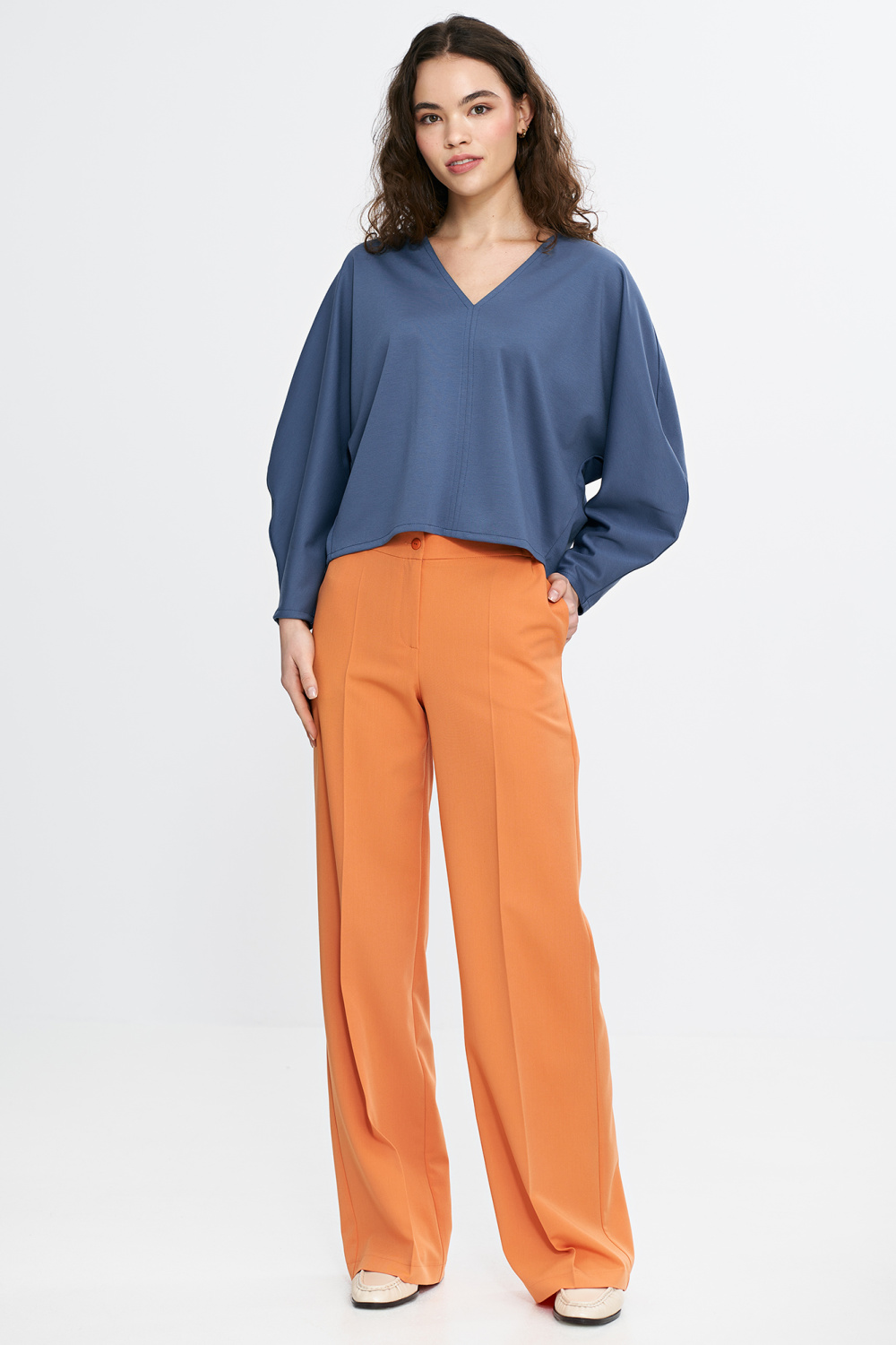 Oversized blouse with balloon sleeves B192 Cobalt - Nife