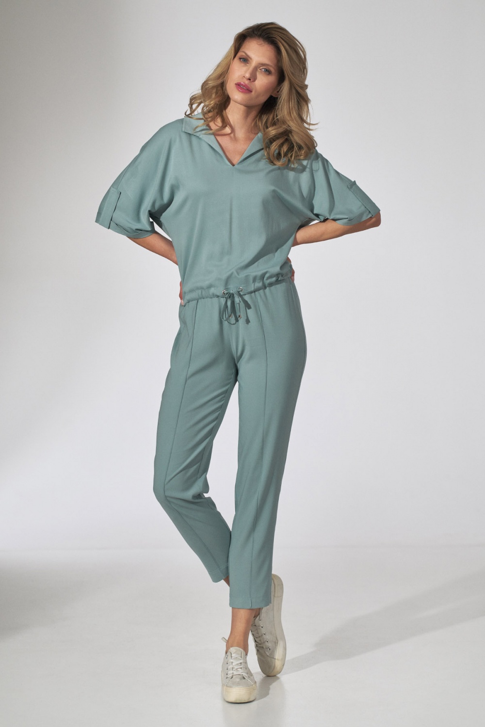Women's Trousers Model M743 Mint - Figl