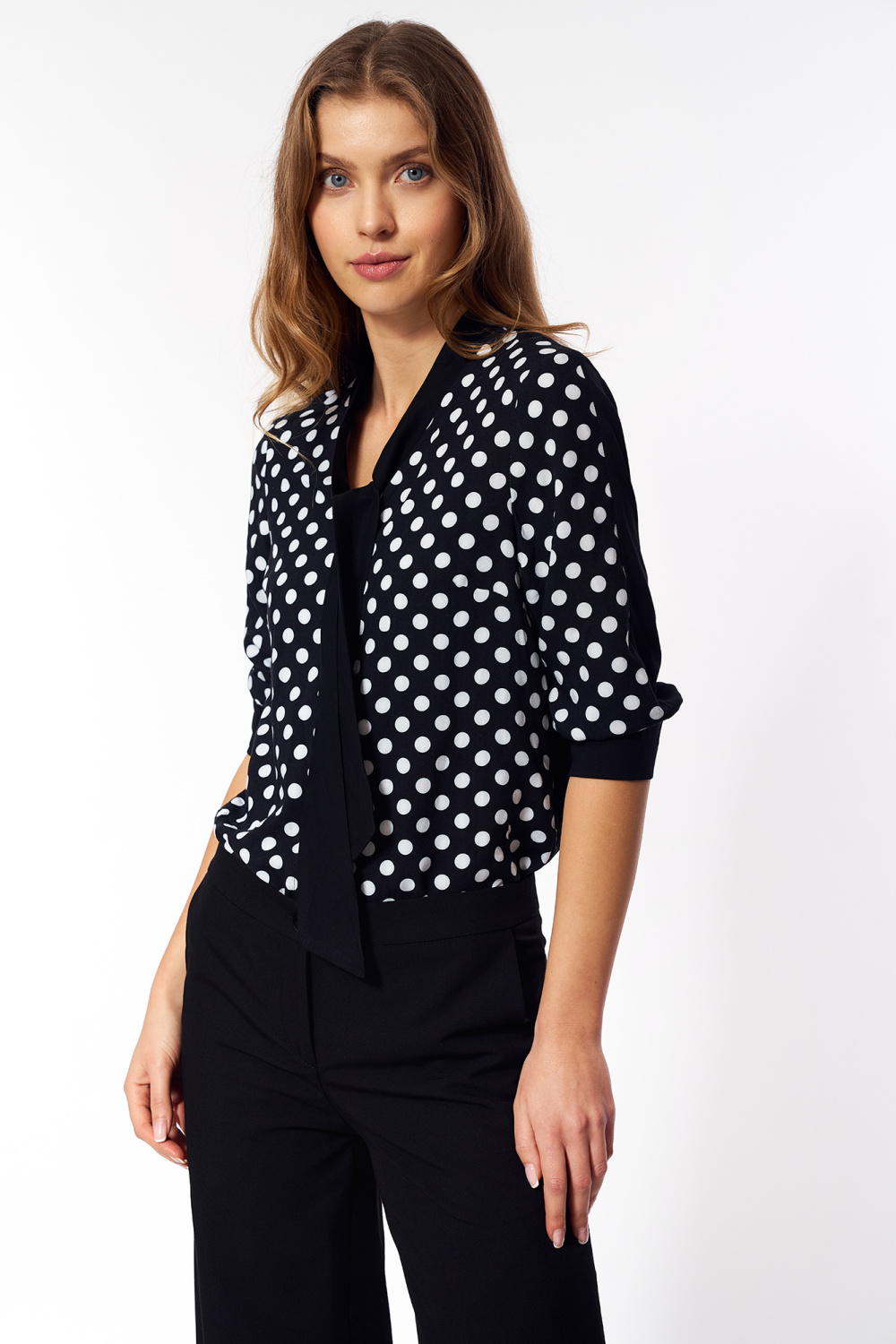 Subtle tie-neck blouse B181 Black/Dots - Nife – vue 2