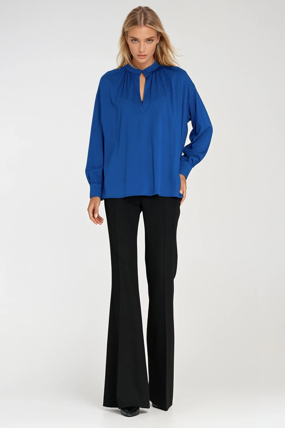 Oversized blouse with gathering B197 Cornflower - Nife