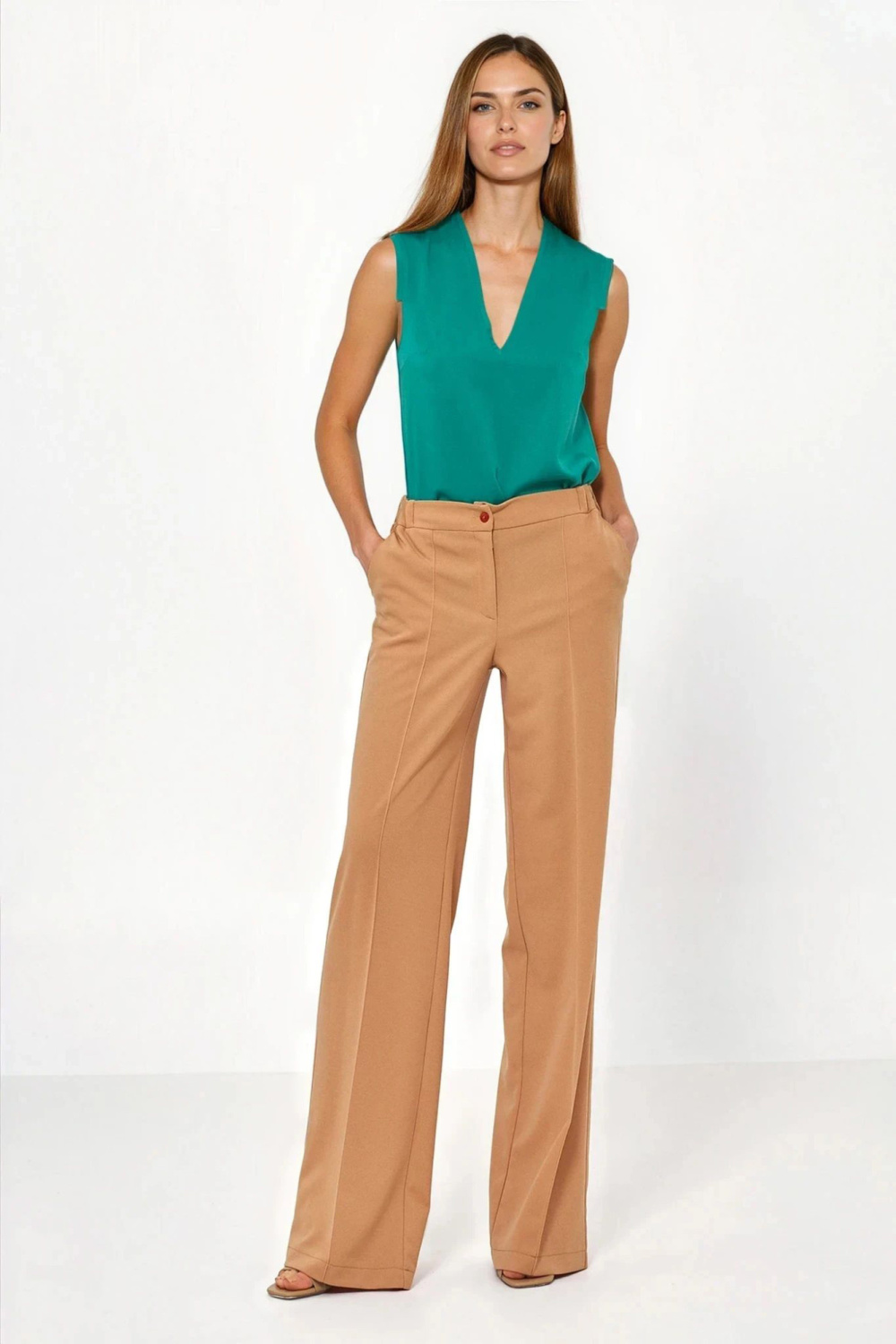 Spodnie Karmelowe spodnie loose cut SD131 Carmel - Nife