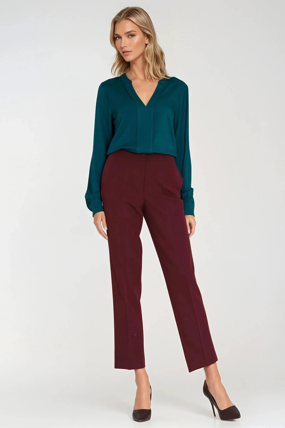 Viscose blouse with a wide placket at the neckline B196 Emerald - Nife