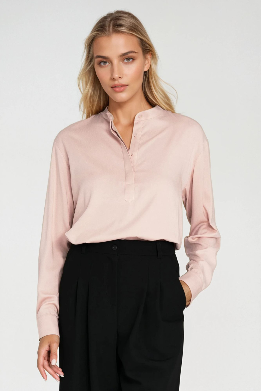 Wiskozowa bluzka polo ze stójką B194 Beige - Nife