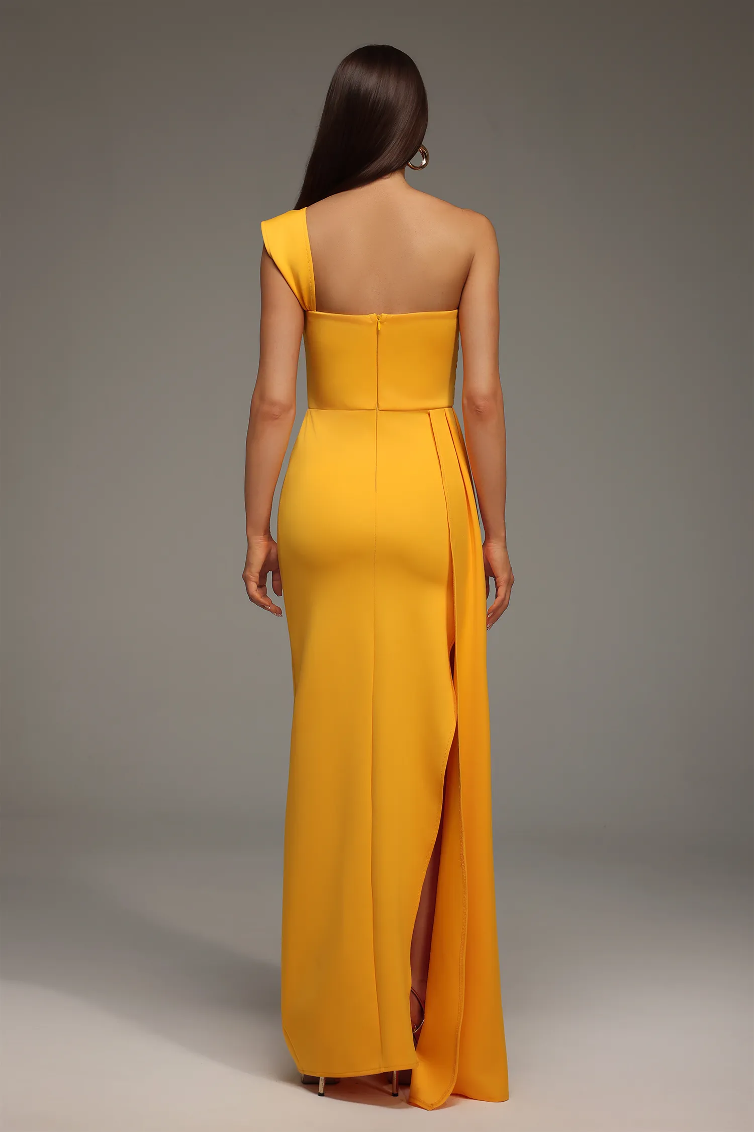 Robe Yellow Glow
