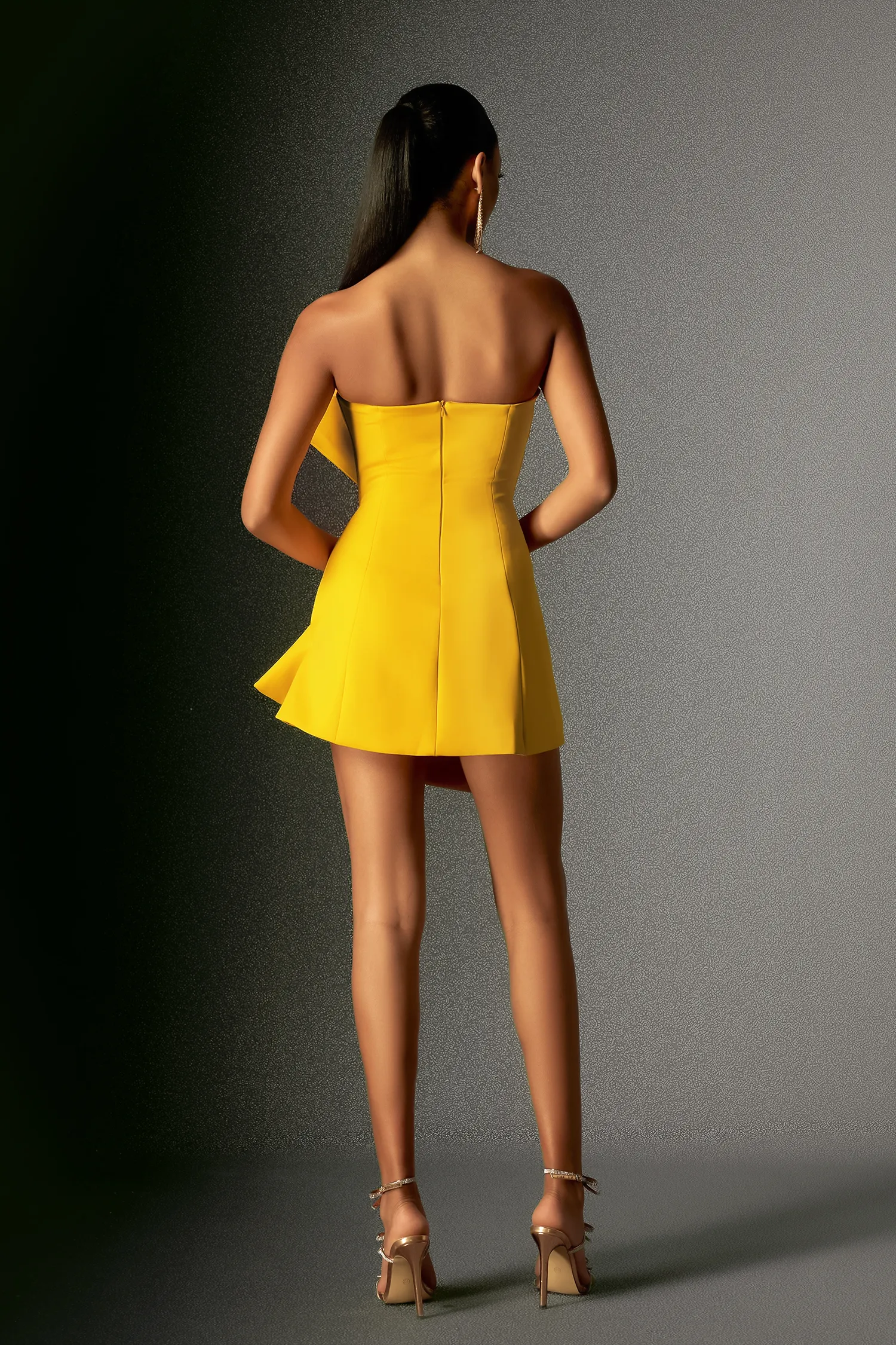 Robe Yellow Bow