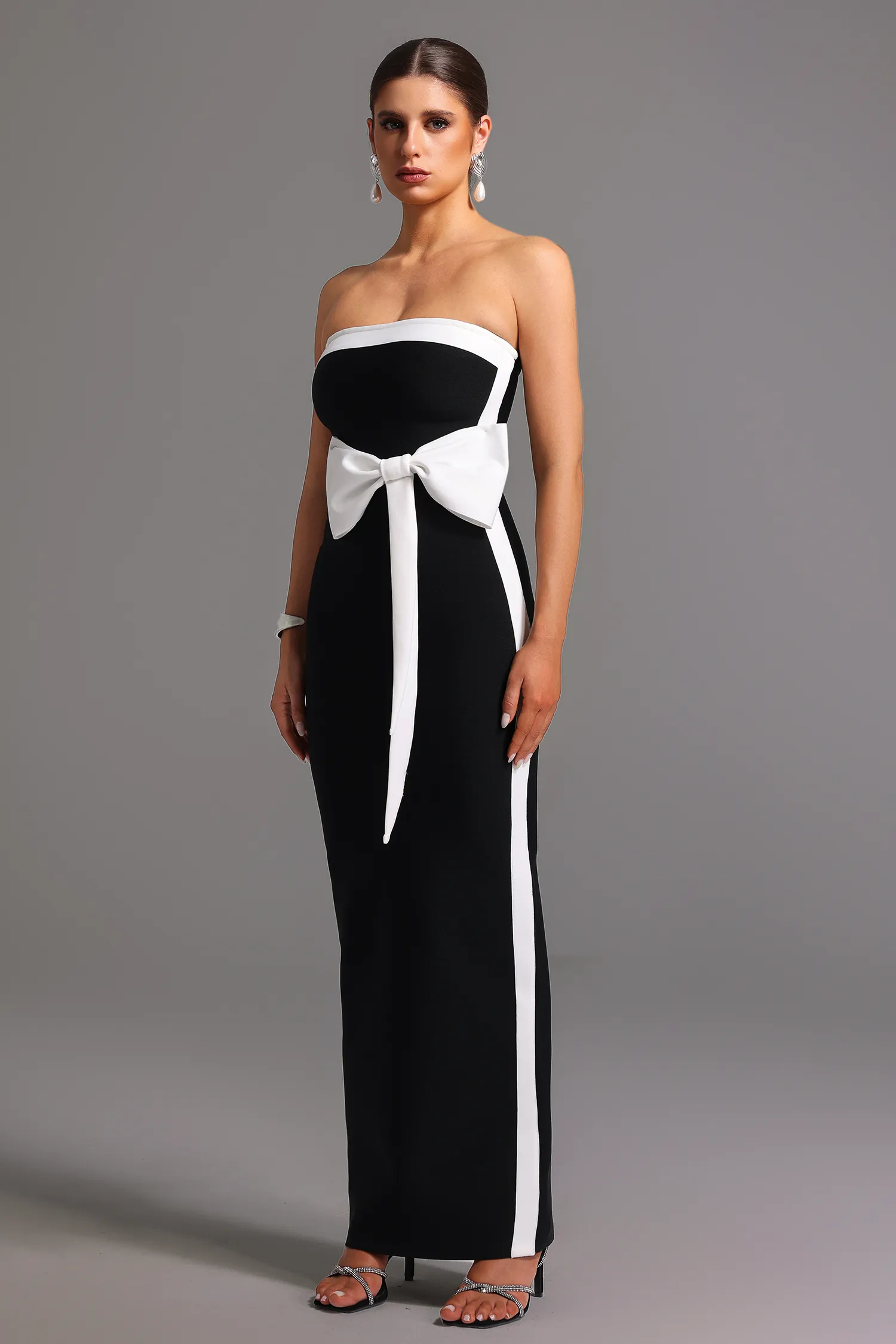 Sukienka Bow Black