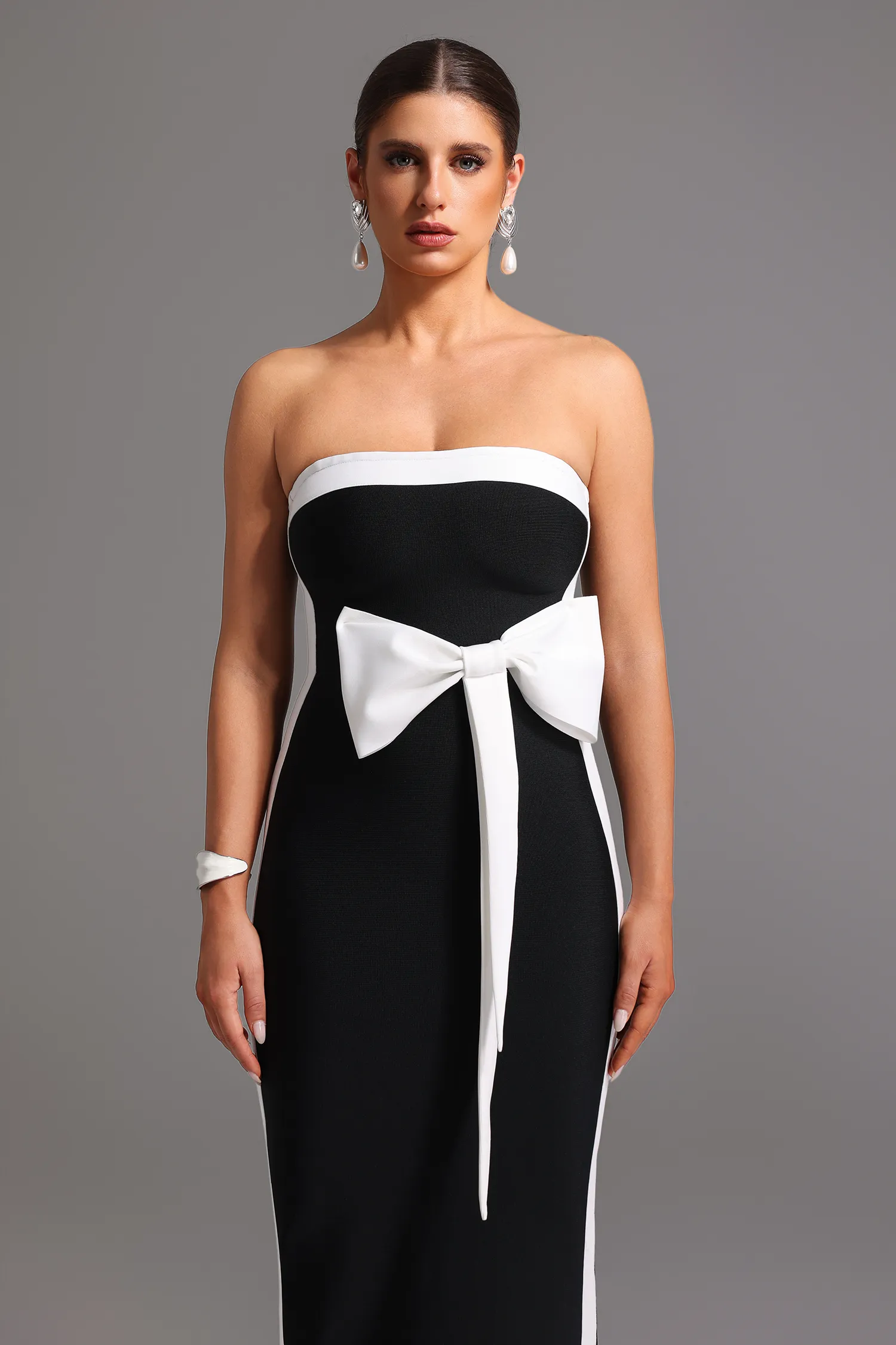 Sukienka Bow Black