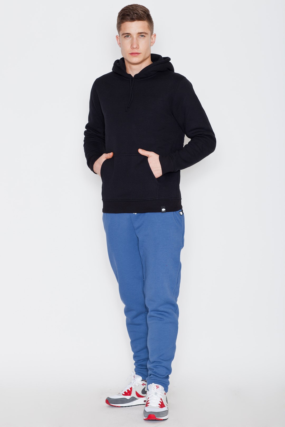 V006 Sweatshirt Black