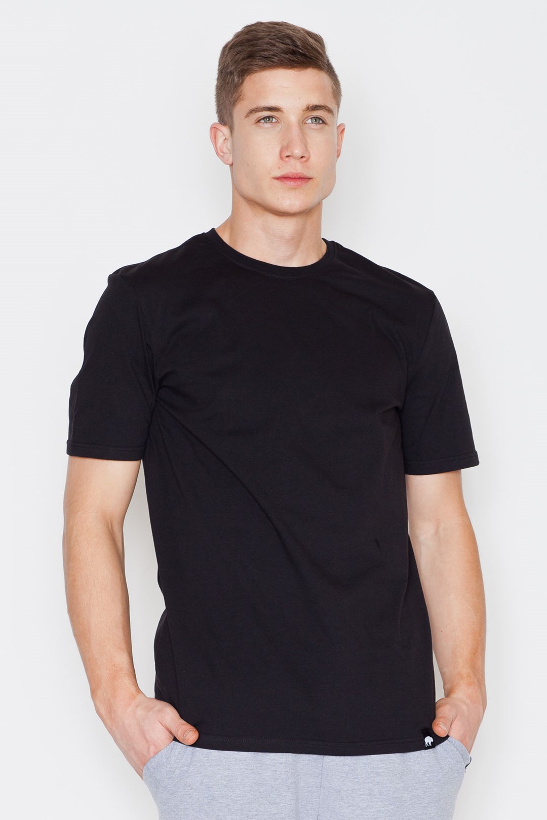 V001 T-Shirt Black