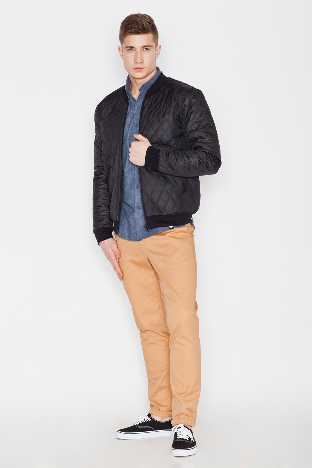 V012 Jacket Black