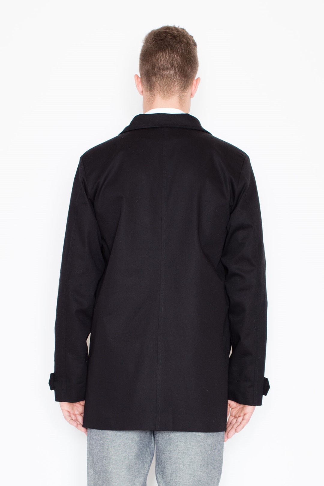 V028 Coat in Black