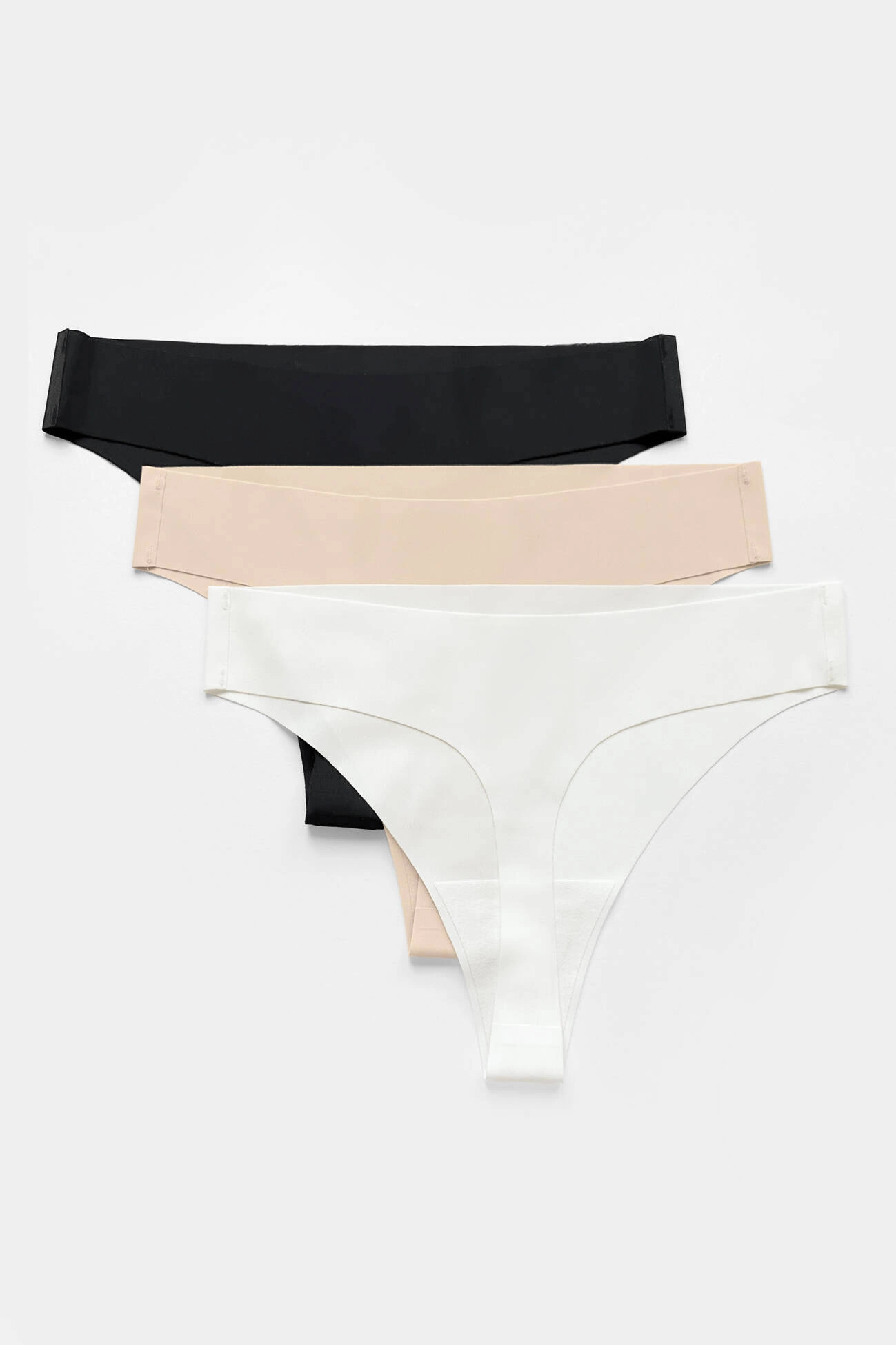 Blanca nahtlose Strings im Dreierpack
