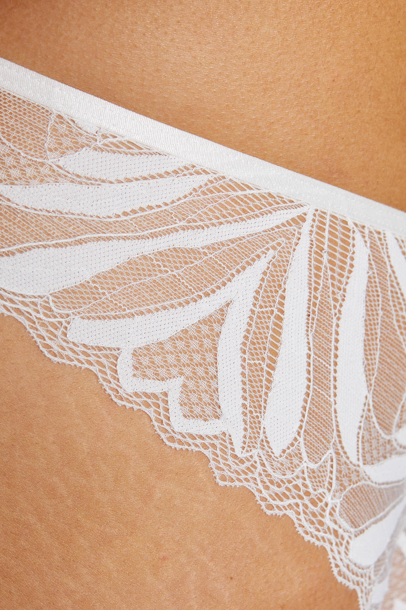Eclipse culotte en dentelle
