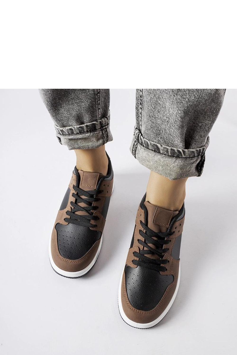 Brązowo-czarne sneakersy Jacqueline - Solea – widok 2