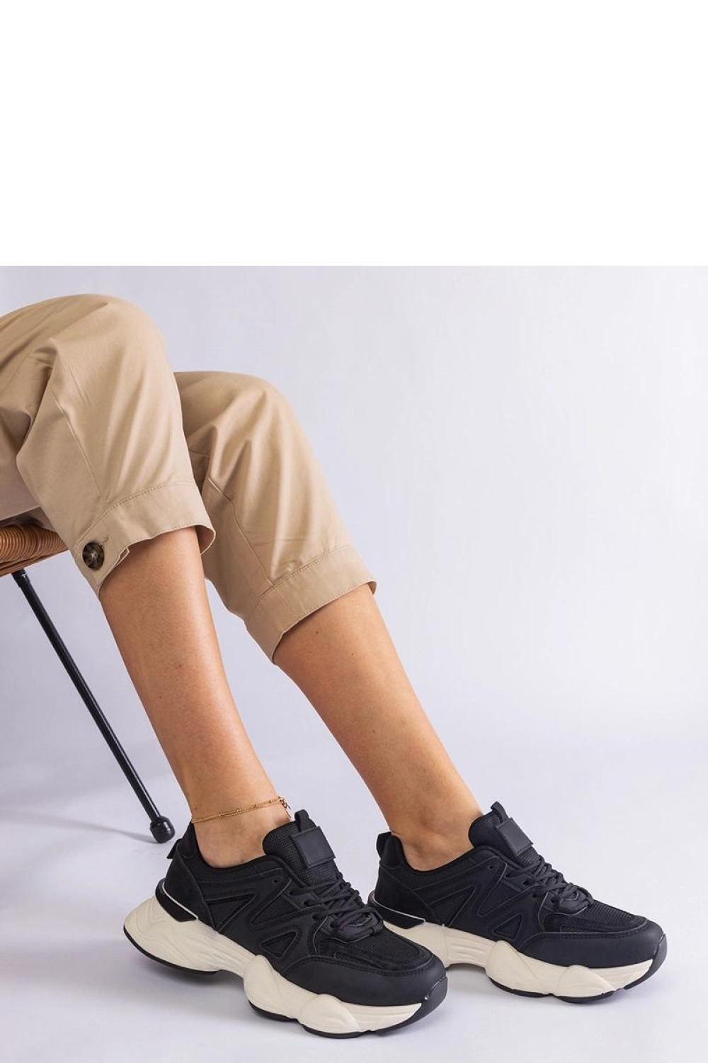 Czarne sportowe sneakersy damskie Imperio - Solea – widok 2