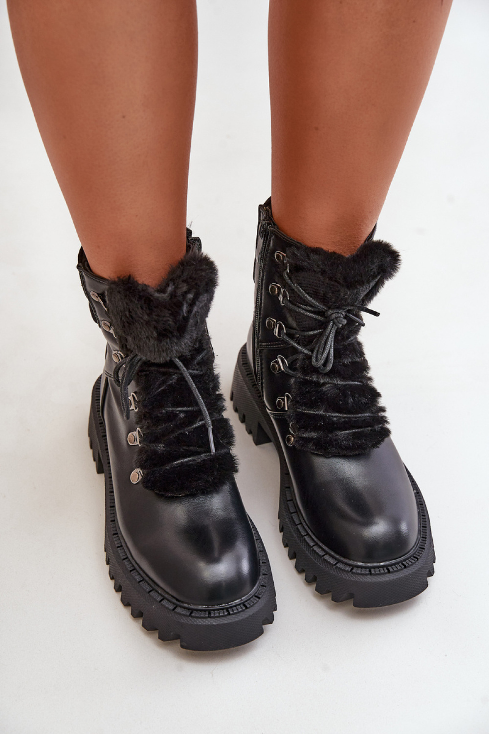Willatta 1659 Black Boots - Step in style