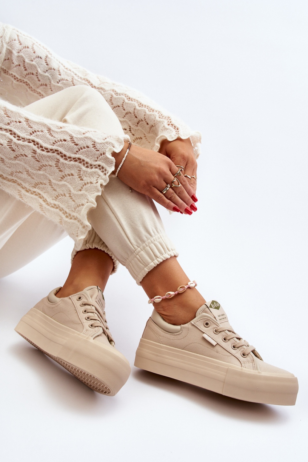Trampki Model Lee Cooper LCW-24-31-2181 Beige - Step in style – widok 2