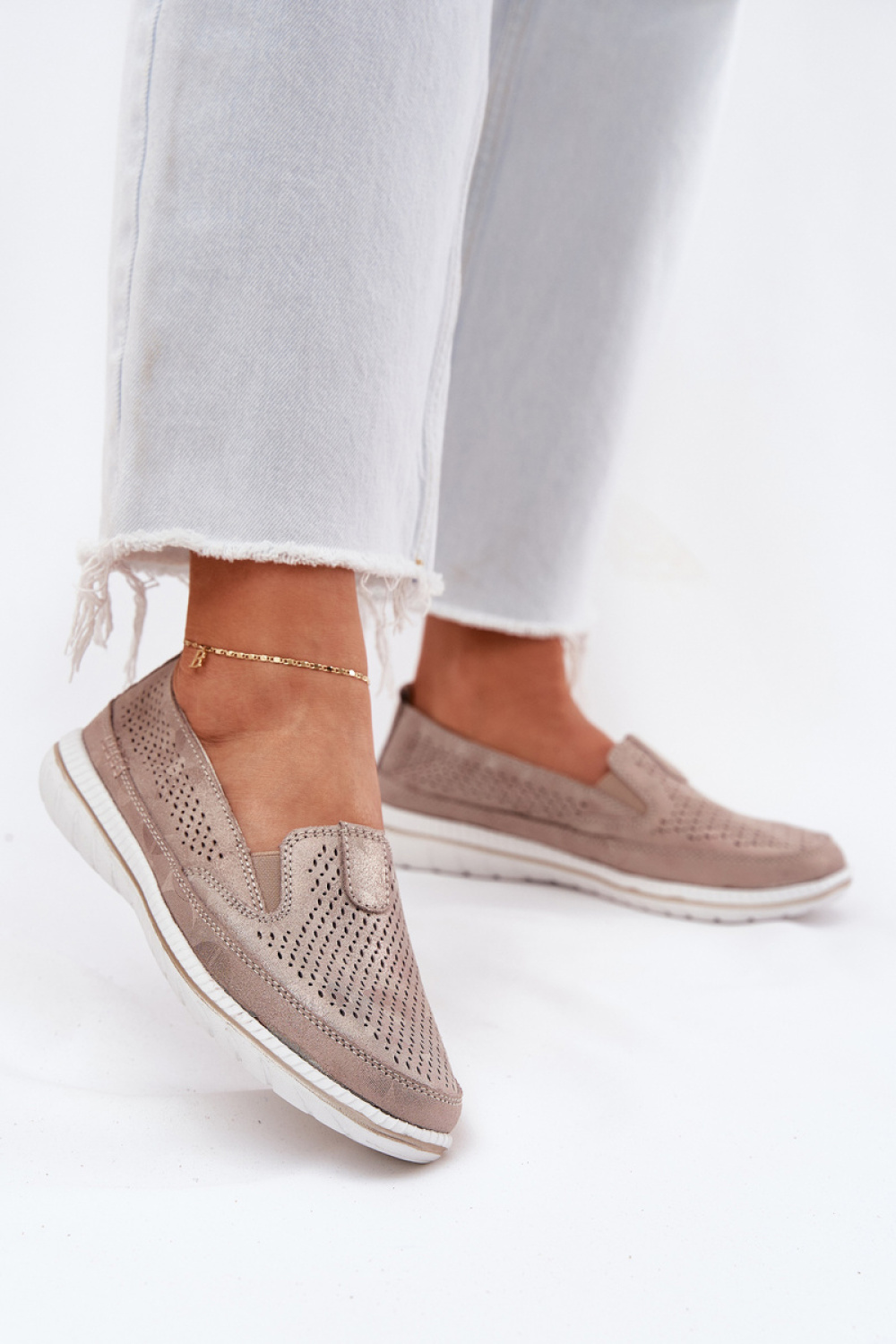 Redileine 23PB17-5364 Gold Loafers - Step in style