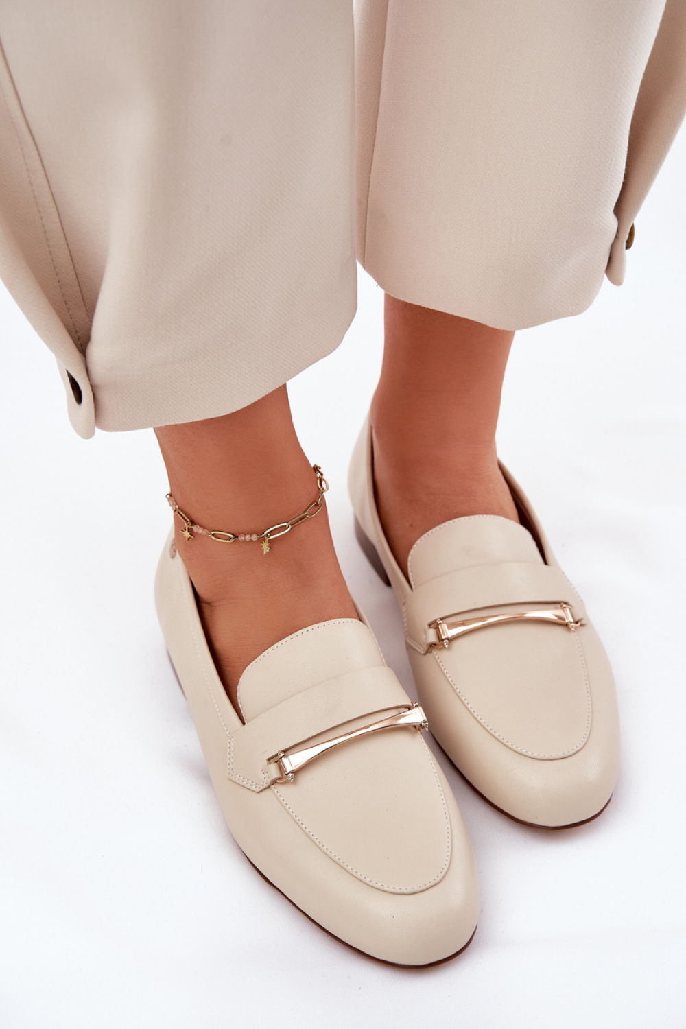 Maciejka K6809-04 Beige Loafers - Step in style – vista 2