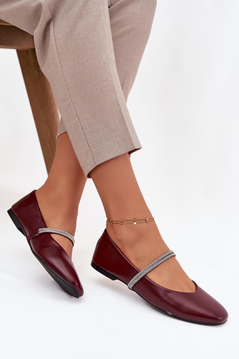 Ilirene Model 2732 Ballerinas Burgundy - Step in style
