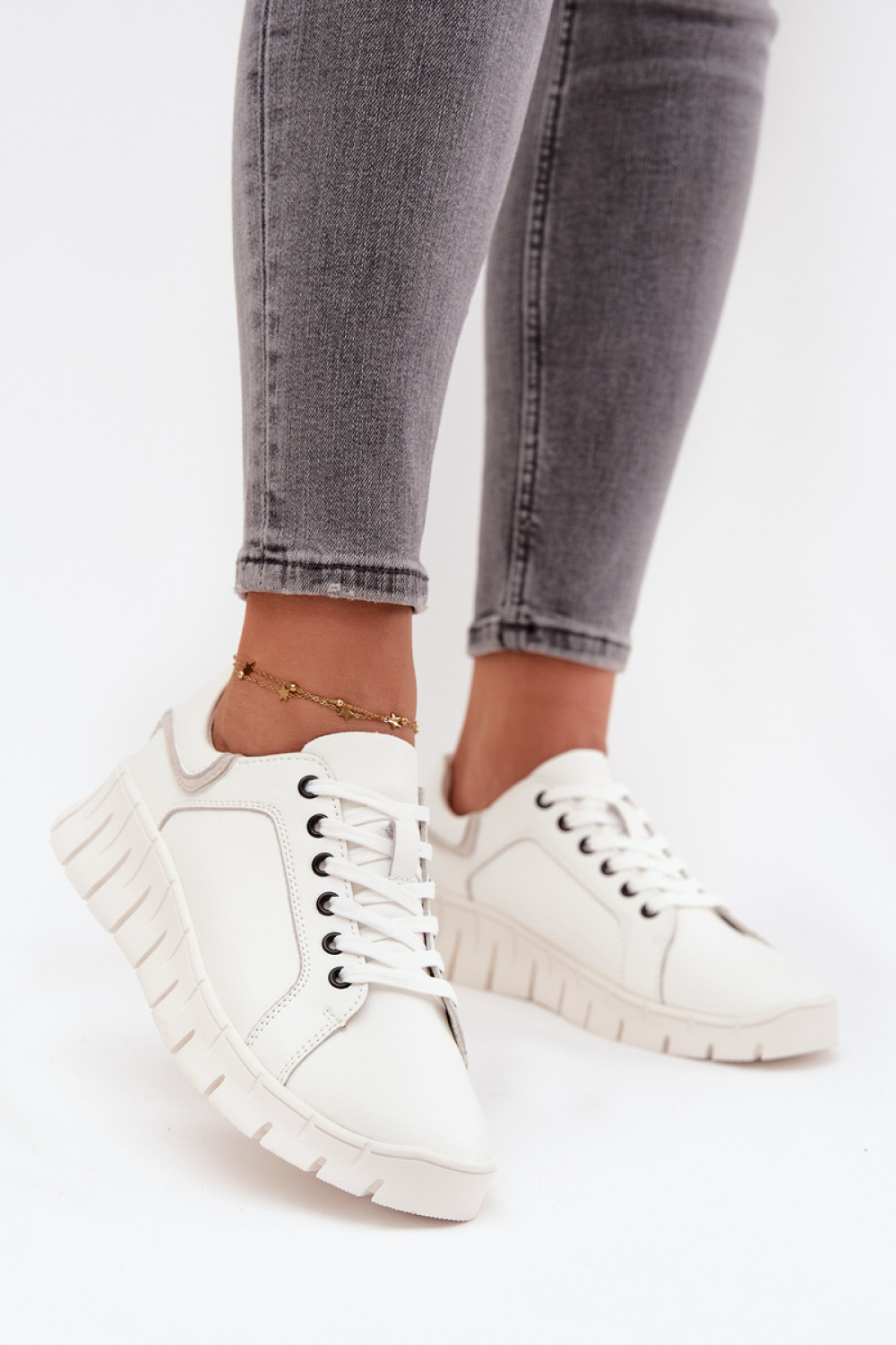Vinceza 41493 White Loafers - Step in style