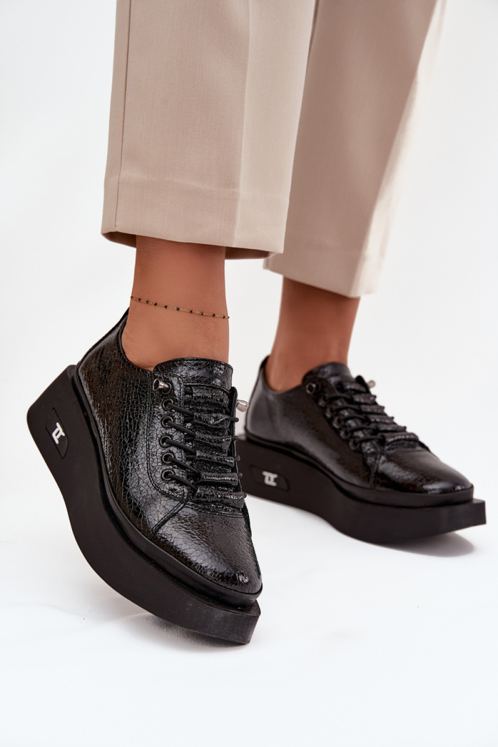Artiker 57C2041 Black Loafers - Step in style