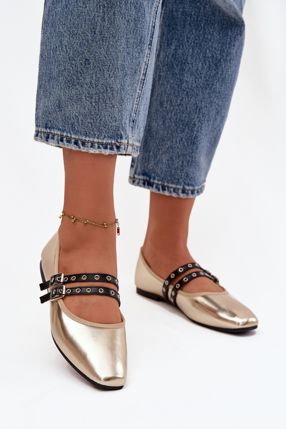 Deliora 21-46 Gold Ballerinas - Step in style
