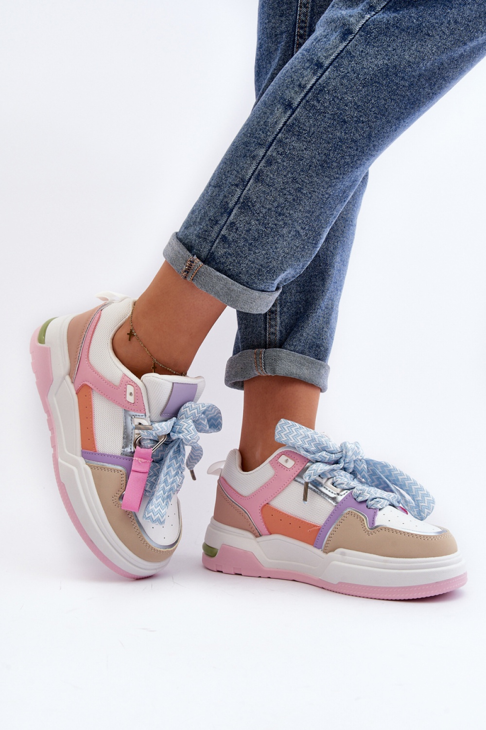 Neatisa 7565 Multicolour Sports Shoes - Step in style
