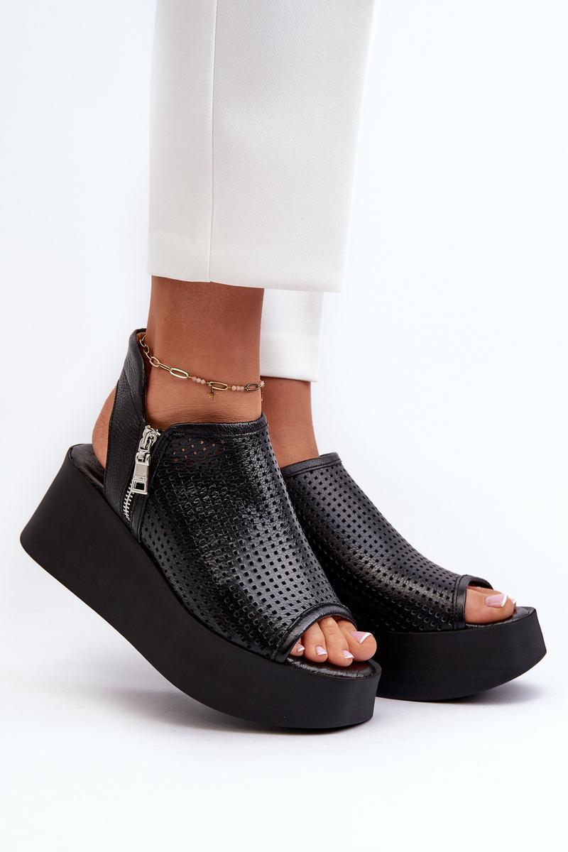 Zazoo Model 1792 Black Sandals - Step in style