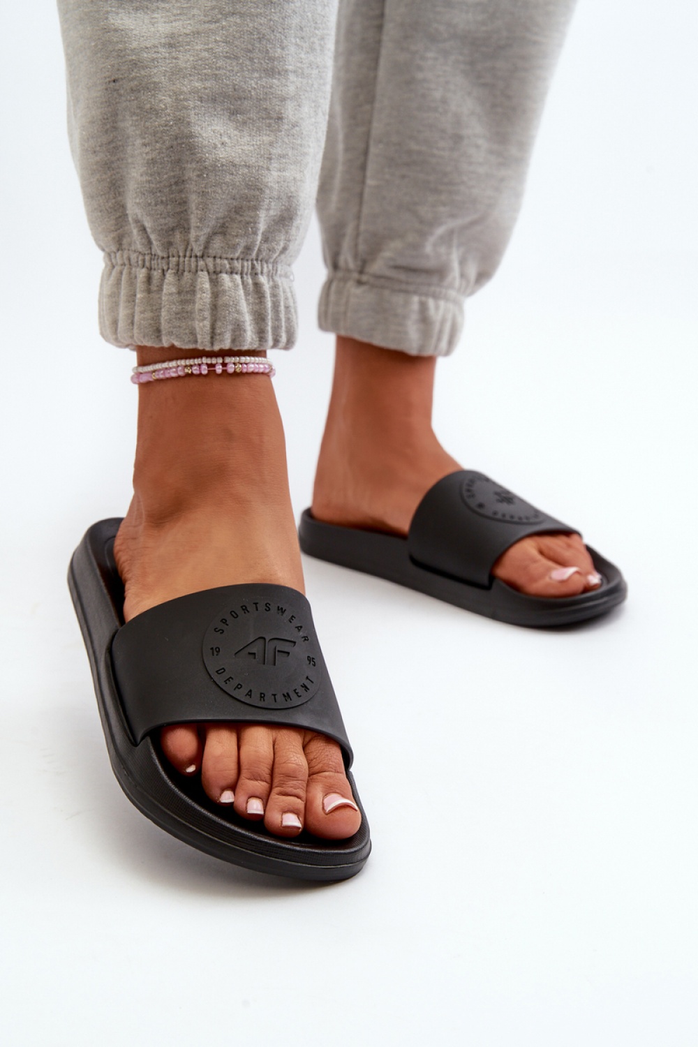 Sandał Klapki Model 4FMM00FFLIF045-20S Black - Step in style – widok 2