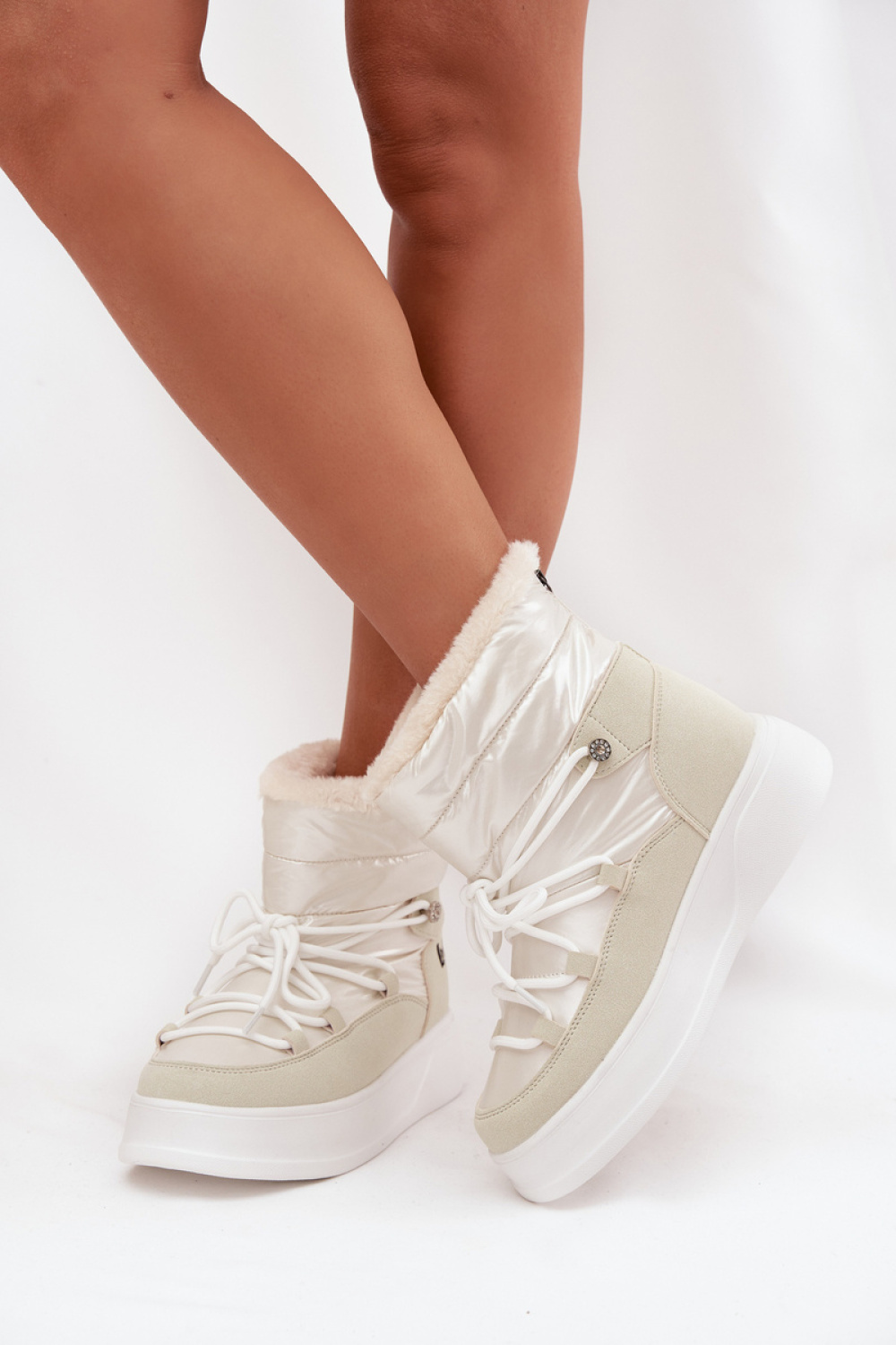 Snow boots Model Lee Cooper LCJ-25-03-3815 White - Step in style – vue 2