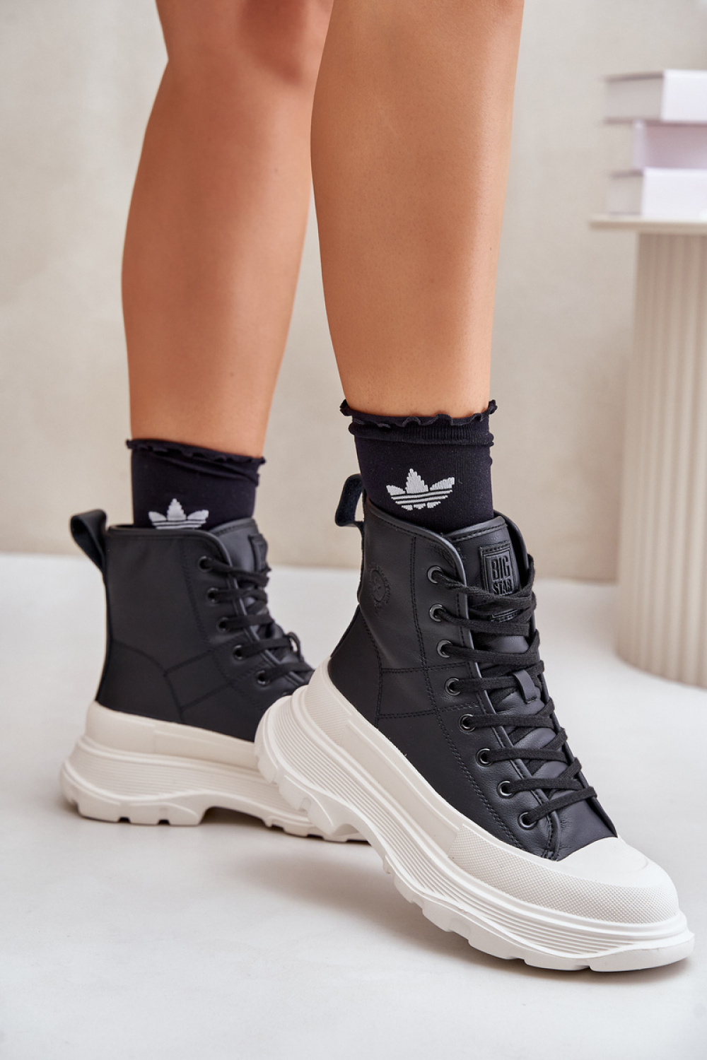 Trampki Model Big Star OO274A599 Black - Step in style – widok 2